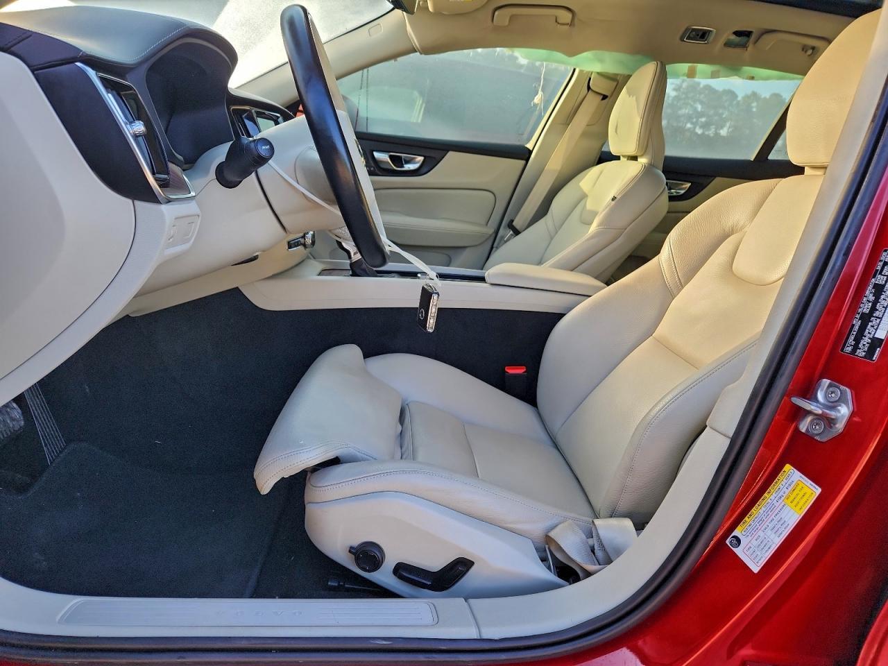 2020 Volvo V60 T5 Inscription - zdjęcie 7