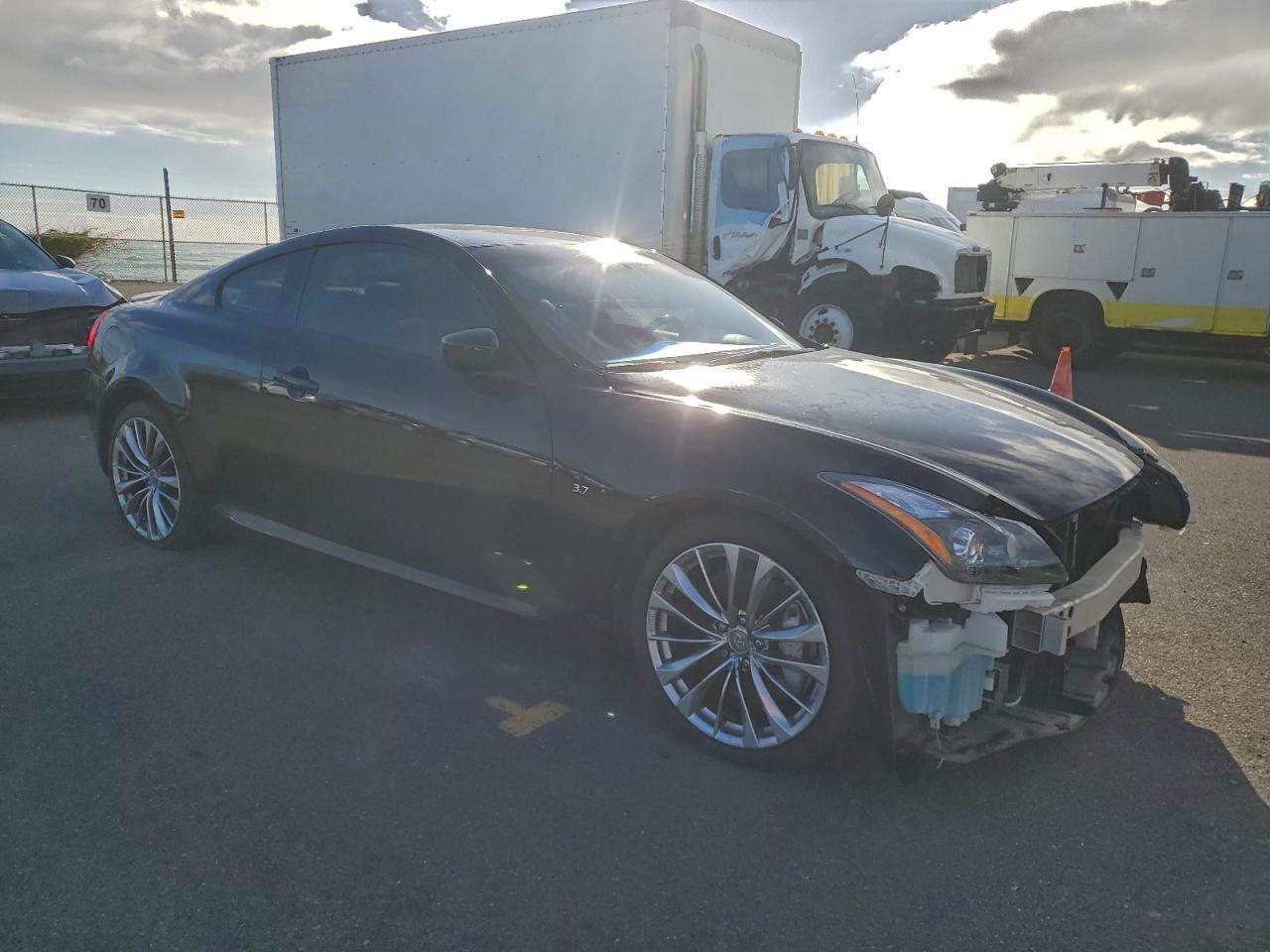2015 Infiniti Q60 - zdjęcie 4