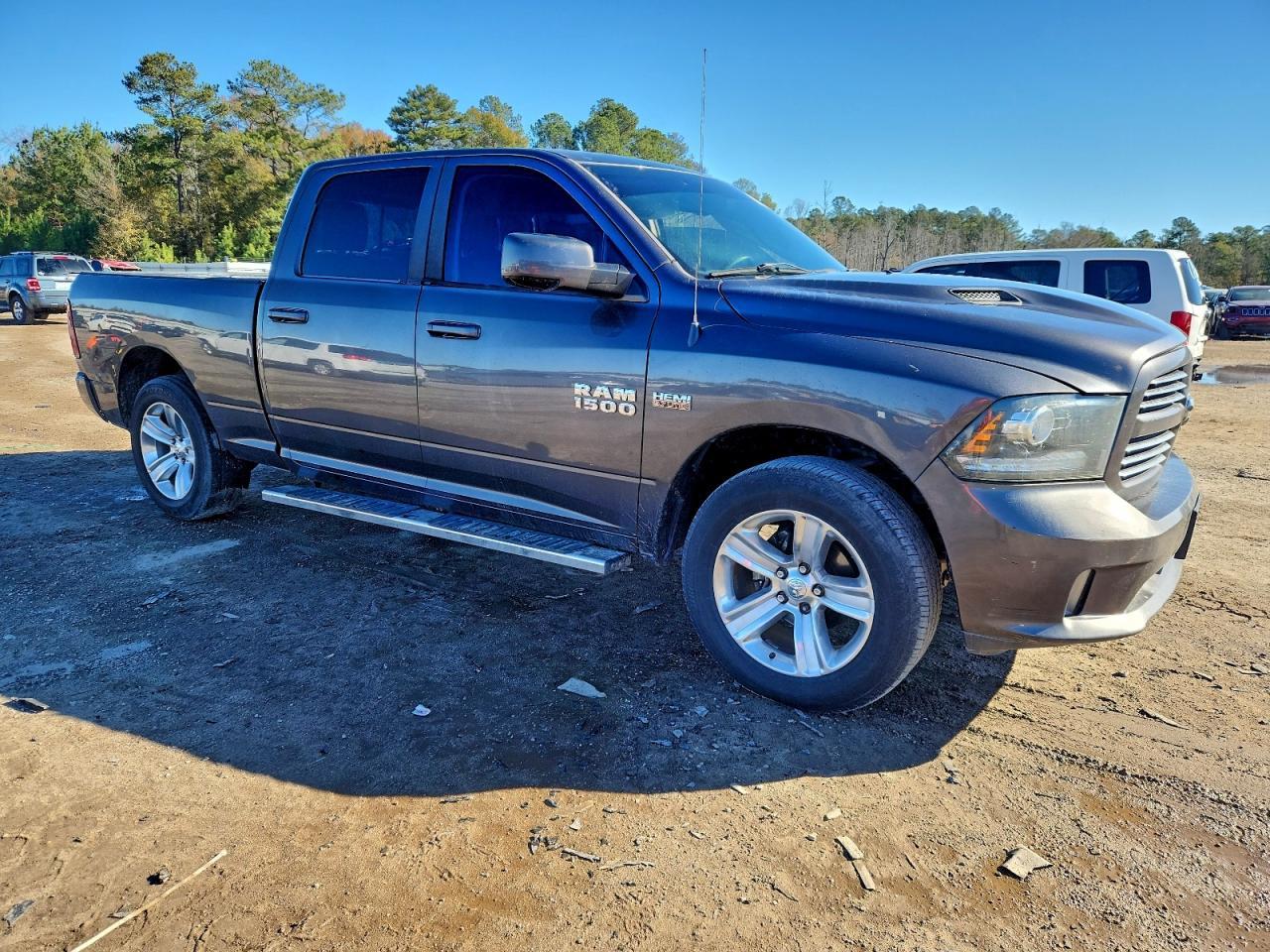 2016 Ram 1500 Sport - zdjęcie 4