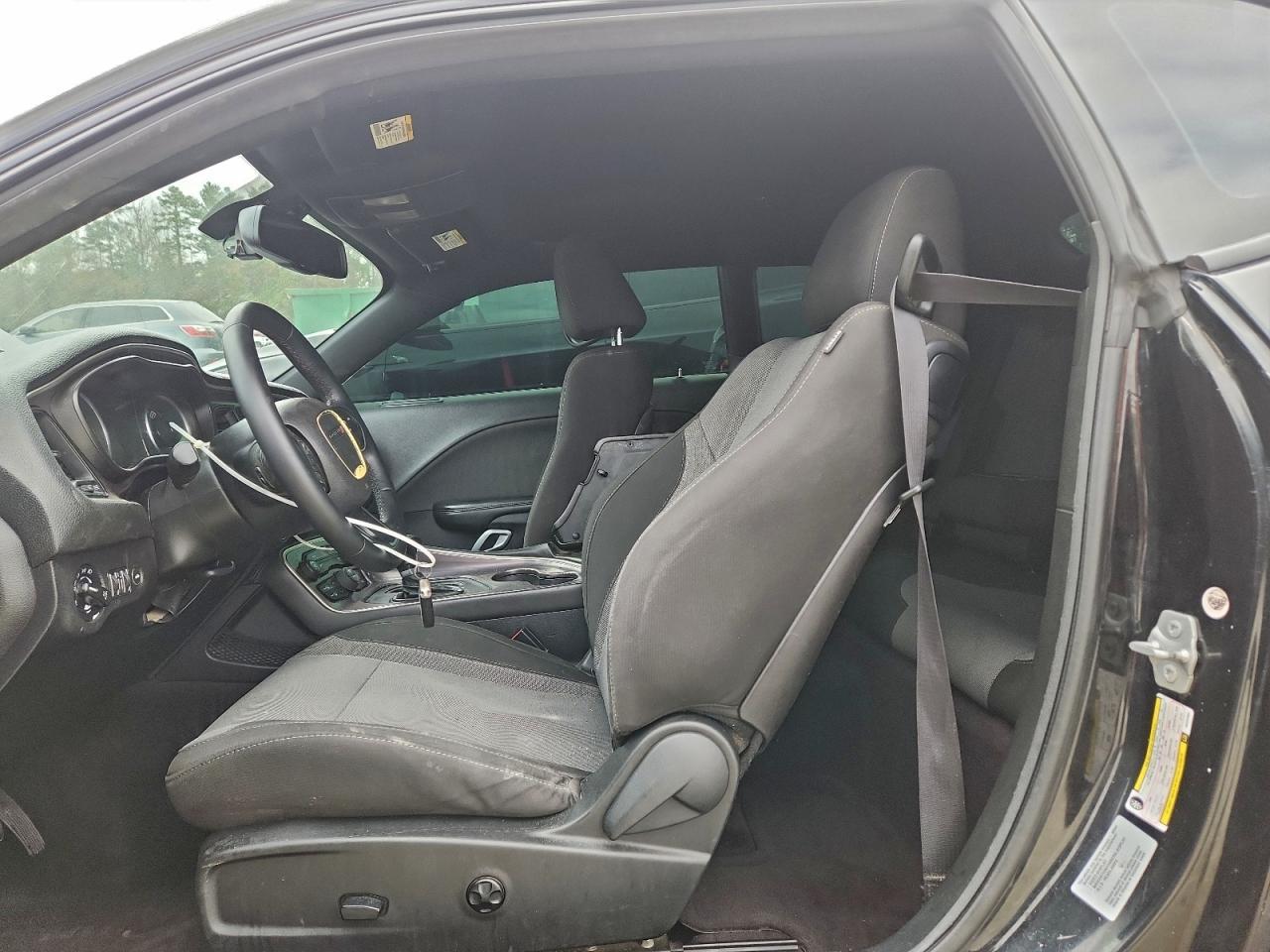 2016 Dodge Challenger R/T - zdjęcie 7