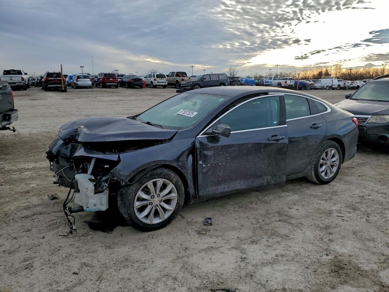 2023 Chevrolet Malibu Lt - zdjęcie główne