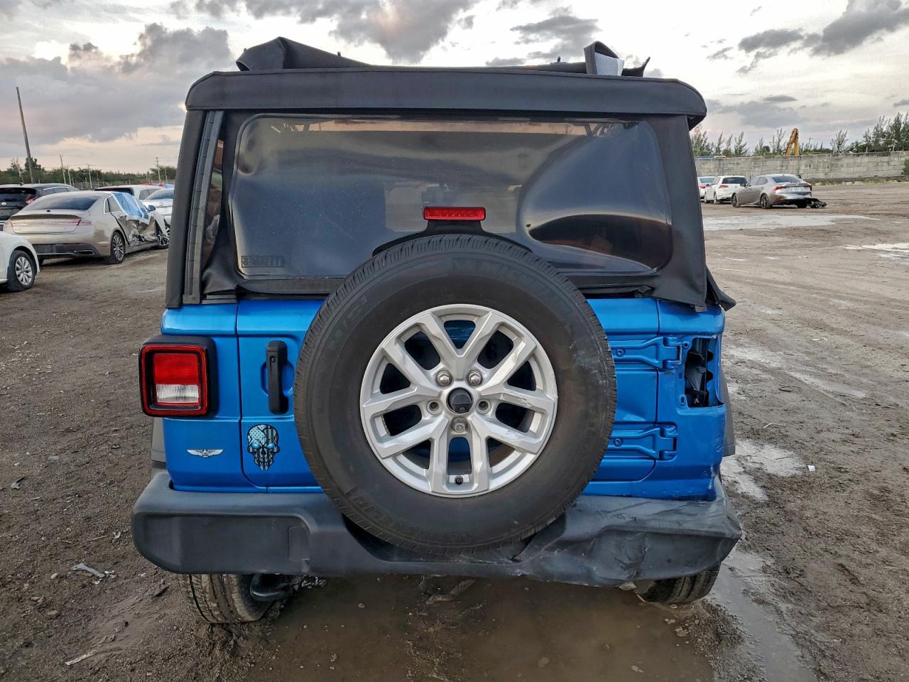 2023 Jeep Wrangler Sport - zdjęcie 6