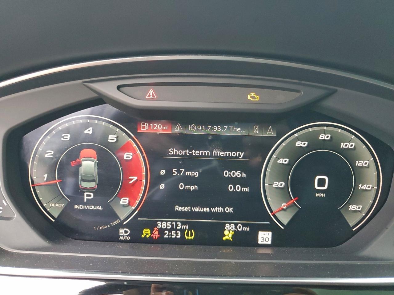 2023 Audi S8 - zdjęcie 9