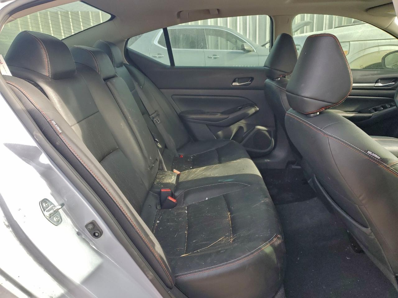 2024 Nissan Altima Sr - zdjęcie 10