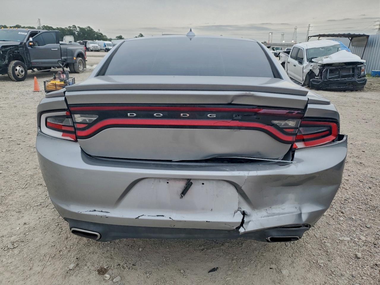 2015 Dodge Charger Sxt - zdjęcie 6