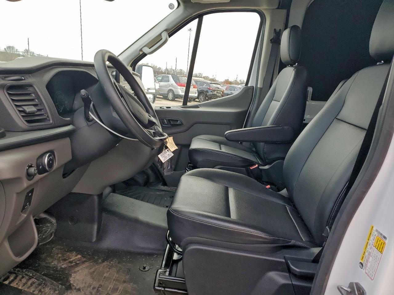 2025 Ford Transit T- - Delivery Van - zdjęcie 7