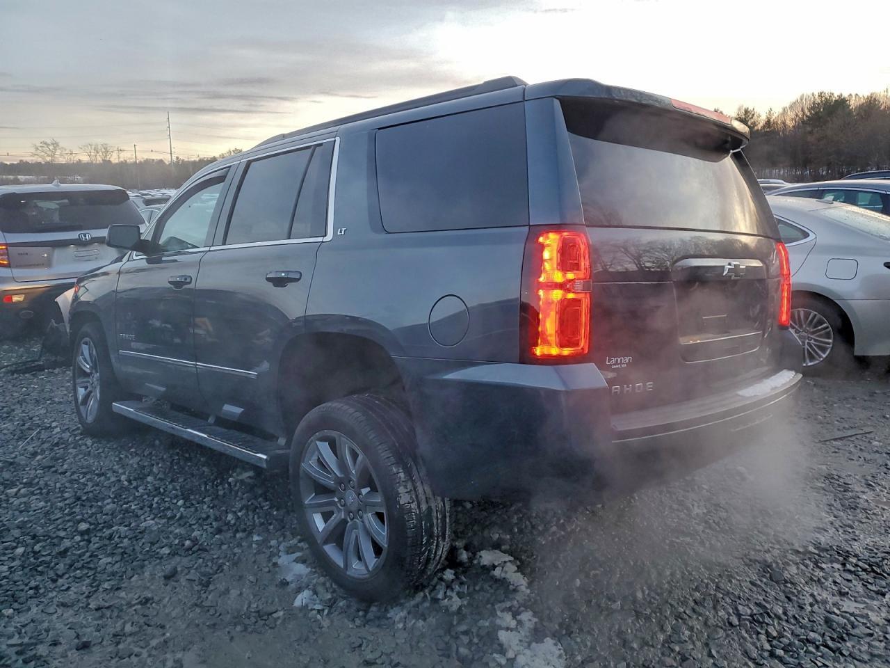2019 Chevrolet Tahoe K1500 Lt - zdjęcie 2