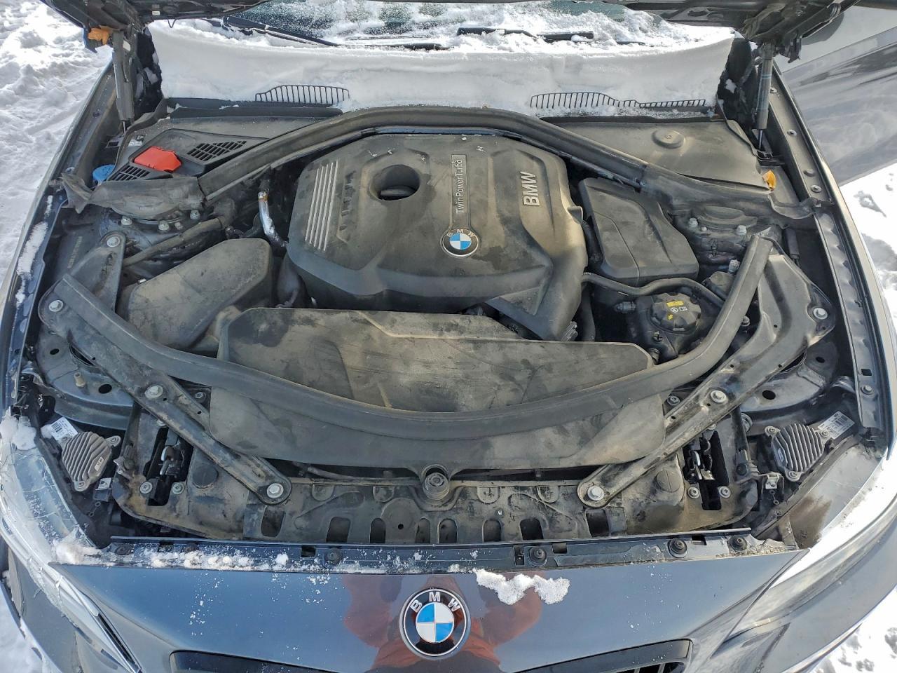 2020 BMW 230Xi - zdjęcie 11
