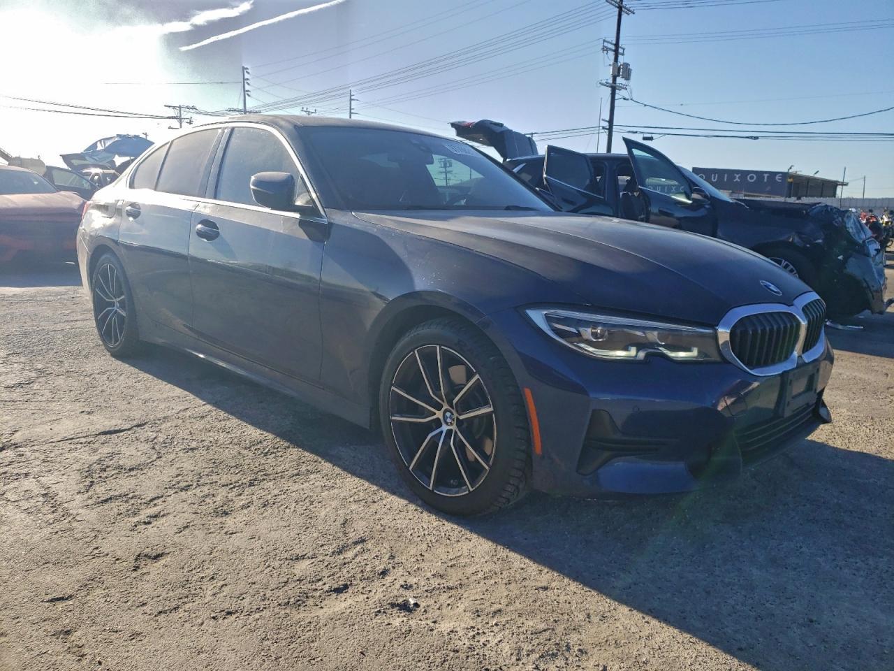 BMW Seria 3 - zdjęcie 4