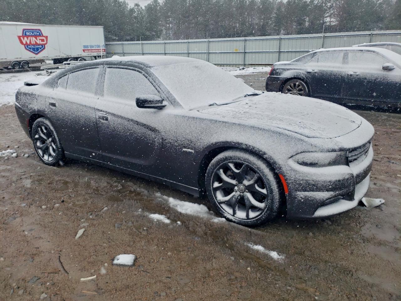 2015 Dodge Charger R/T - zdjęcie 4