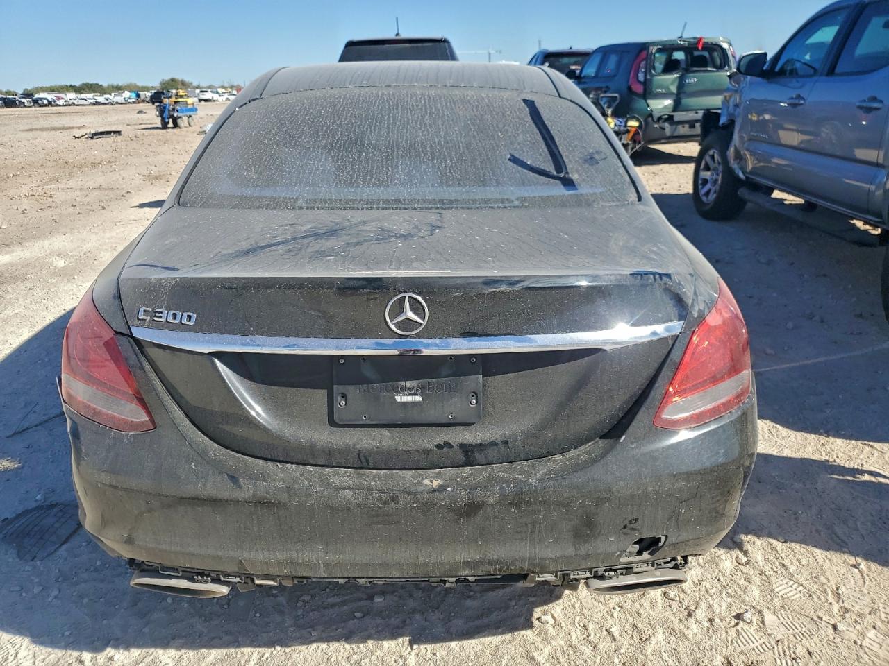 2015 Mercedes-Benz C 300 - zdjęcie 6