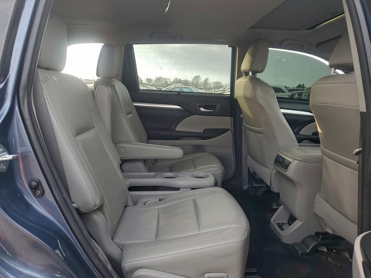 2016 Toyota Highlander Xle - zdjęcie 11