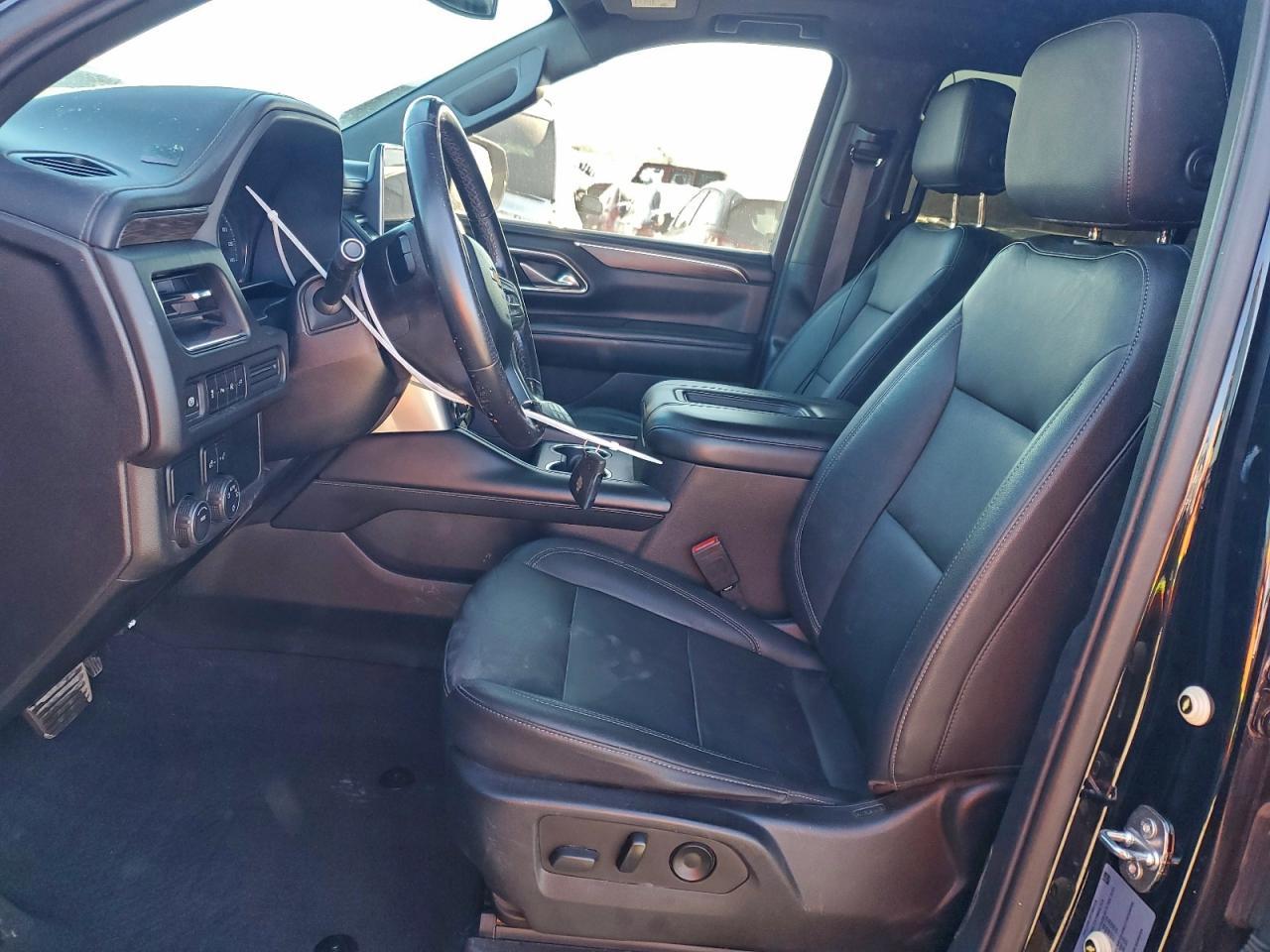 2021 Chevrolet Suburban C1500 Lt - zdjęcie 7