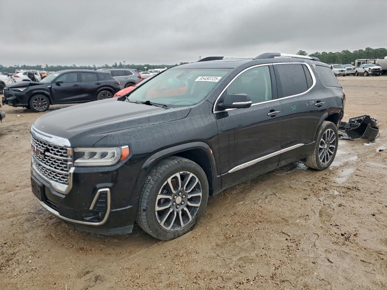 2020 GMC Acadia Denali - zdjęcie główne