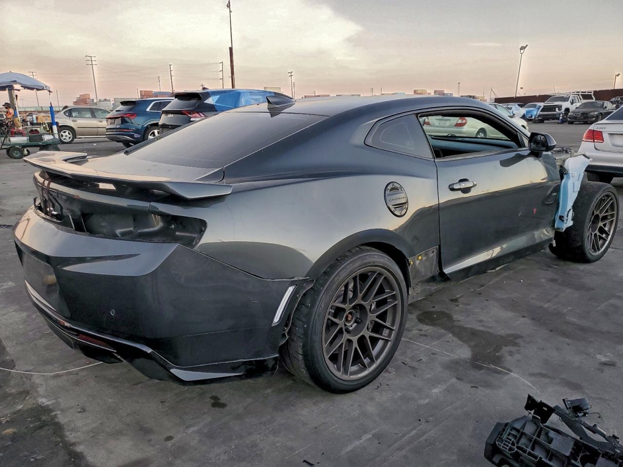 2018 Chevrolet Camaro Zl1 - zdjęcie 3