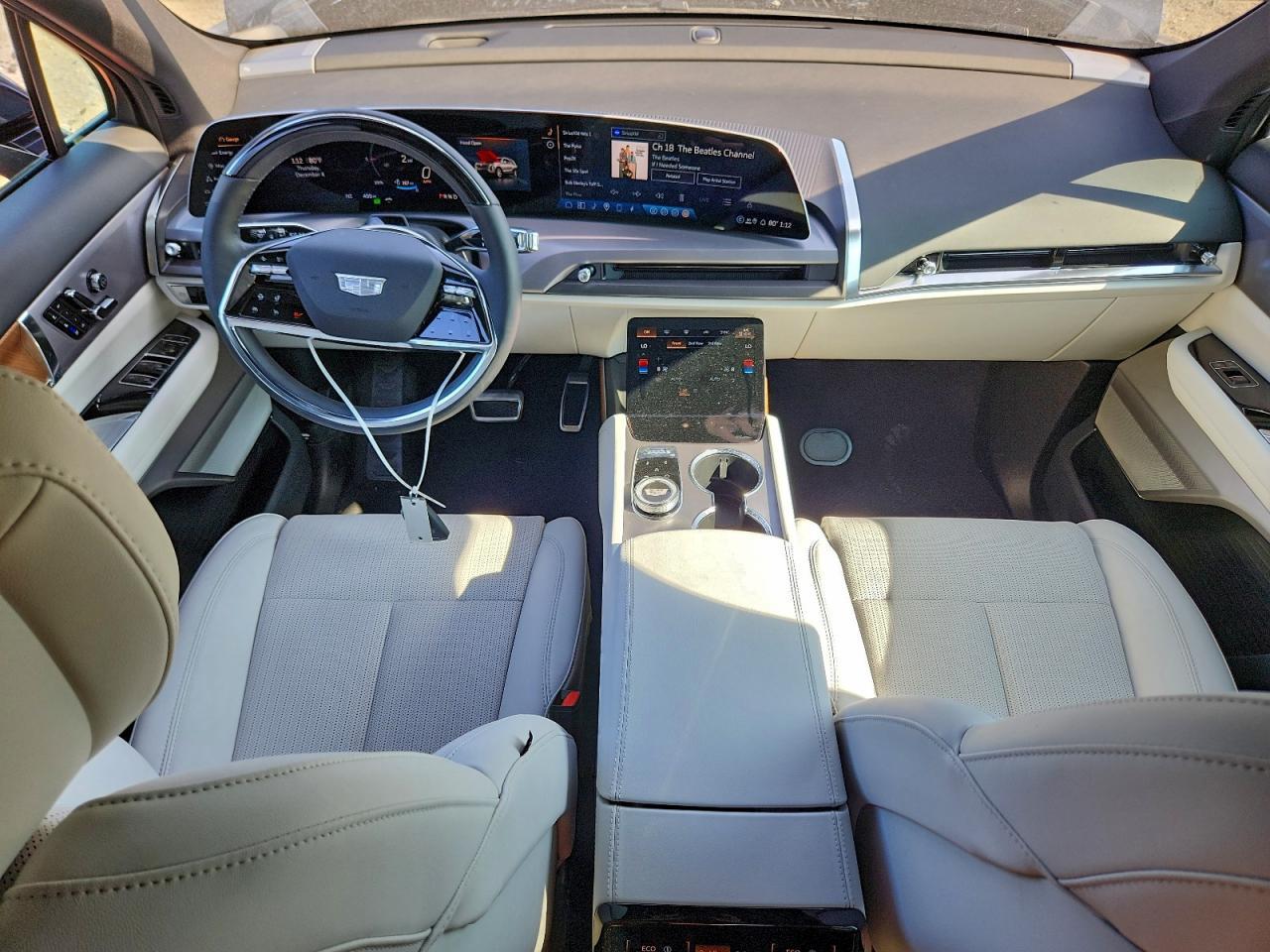 2026 Cadillac Vistiq Luxury - zdjęcie 8
