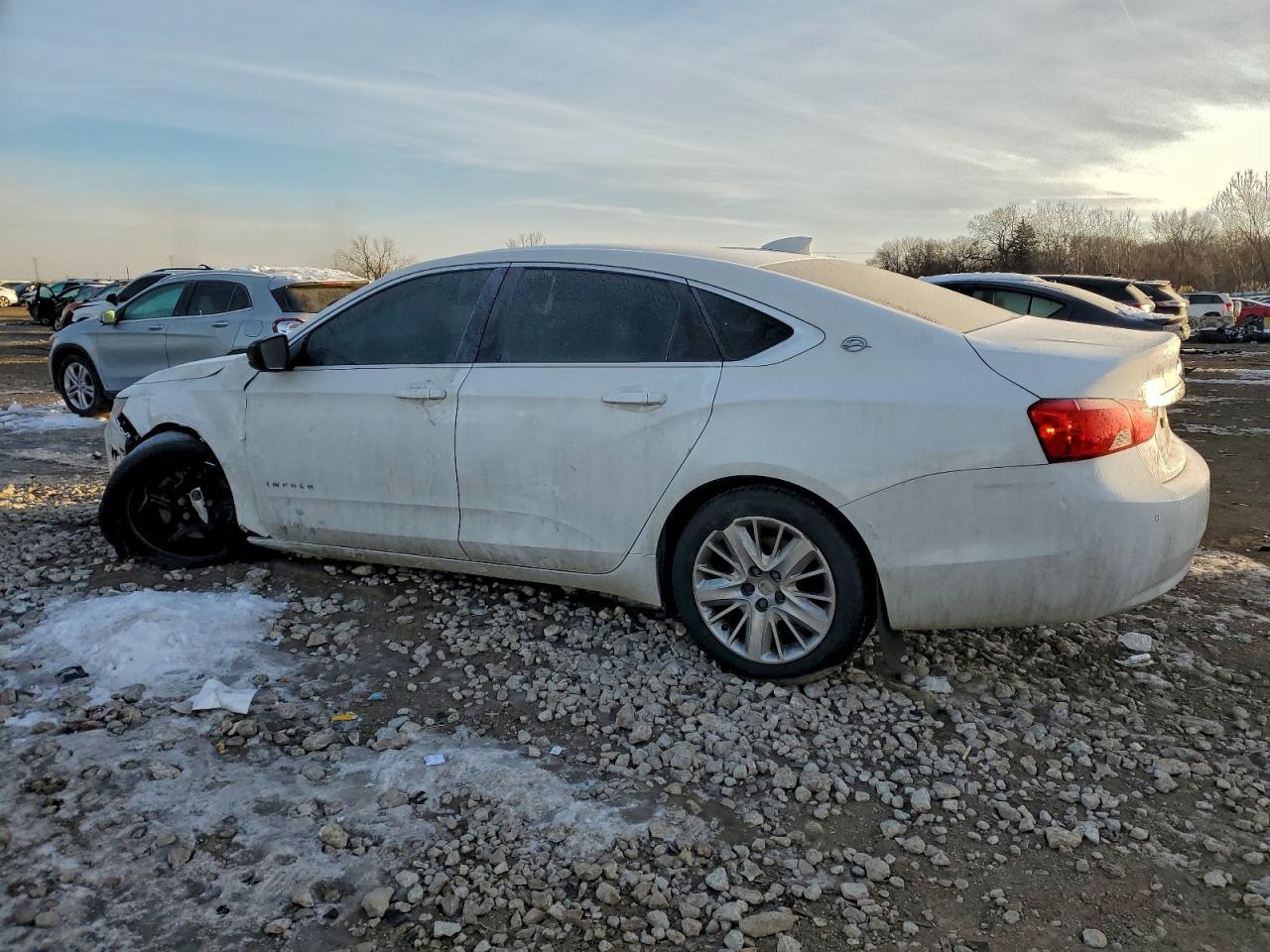 2015 Chevrolet Impala Ls - zdjęcie 2