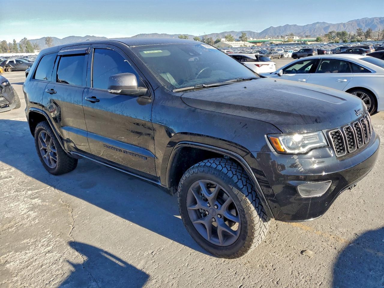 2021 Jeep Grand Cherokee Limited - zdjęcie 4