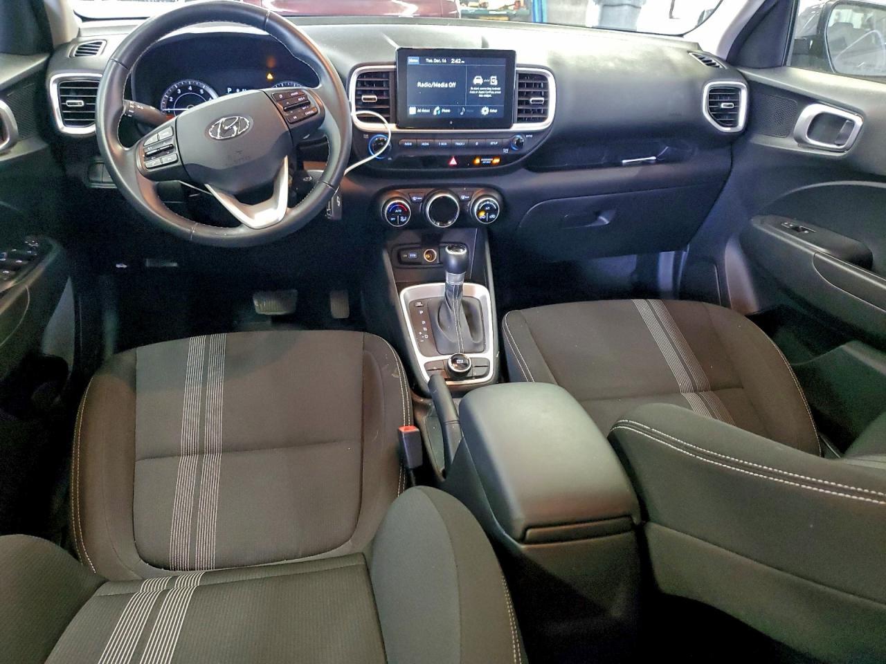 2022 Hyundai Venue Sel - zdjęcie 8