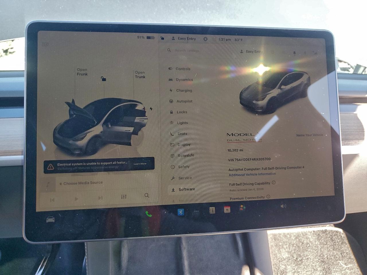 2024 Tesla Model Y - zdjęcie 9