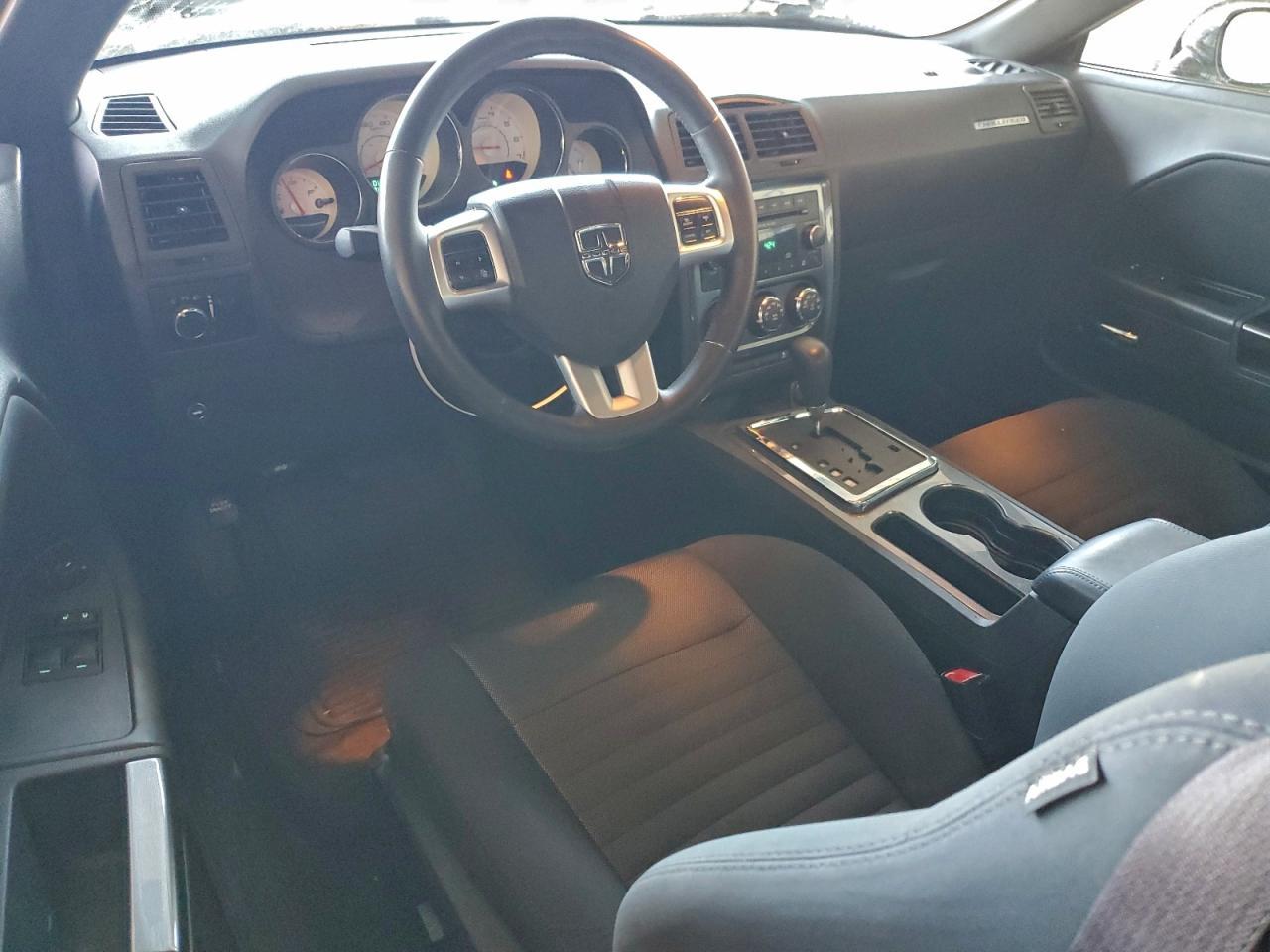 2014 Dodge Challenger Sxt - zdjęcie 8