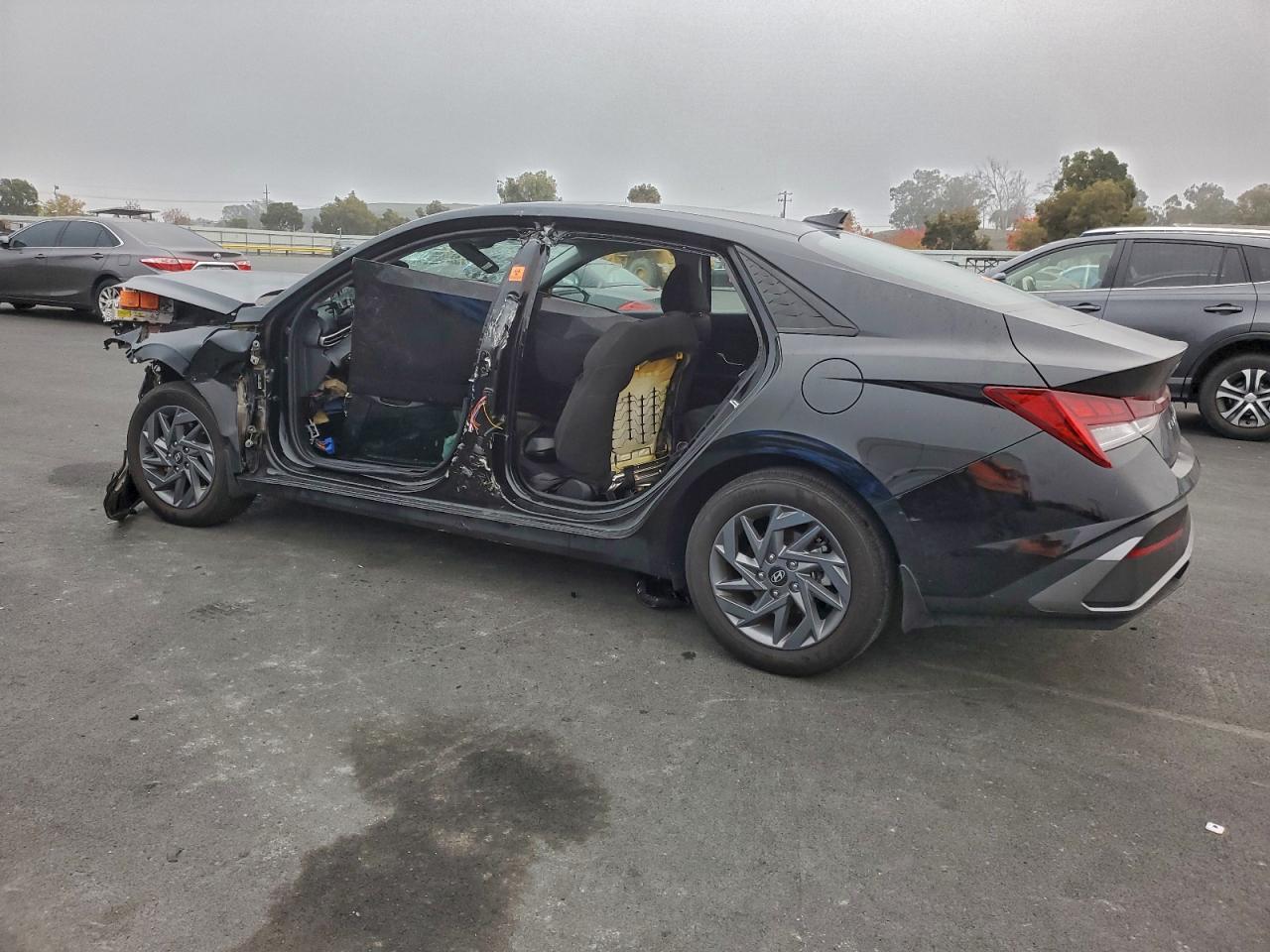 2024 Hyundai Elantra Blue - zdjęcie 2