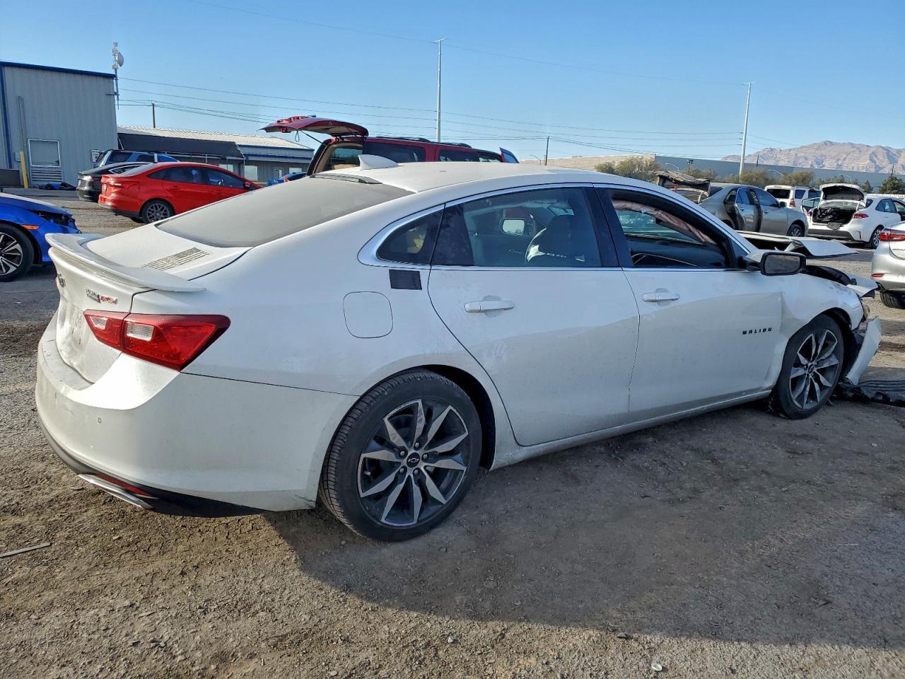 2023 Chevrolet Malibu Rs - zdjęcie 3