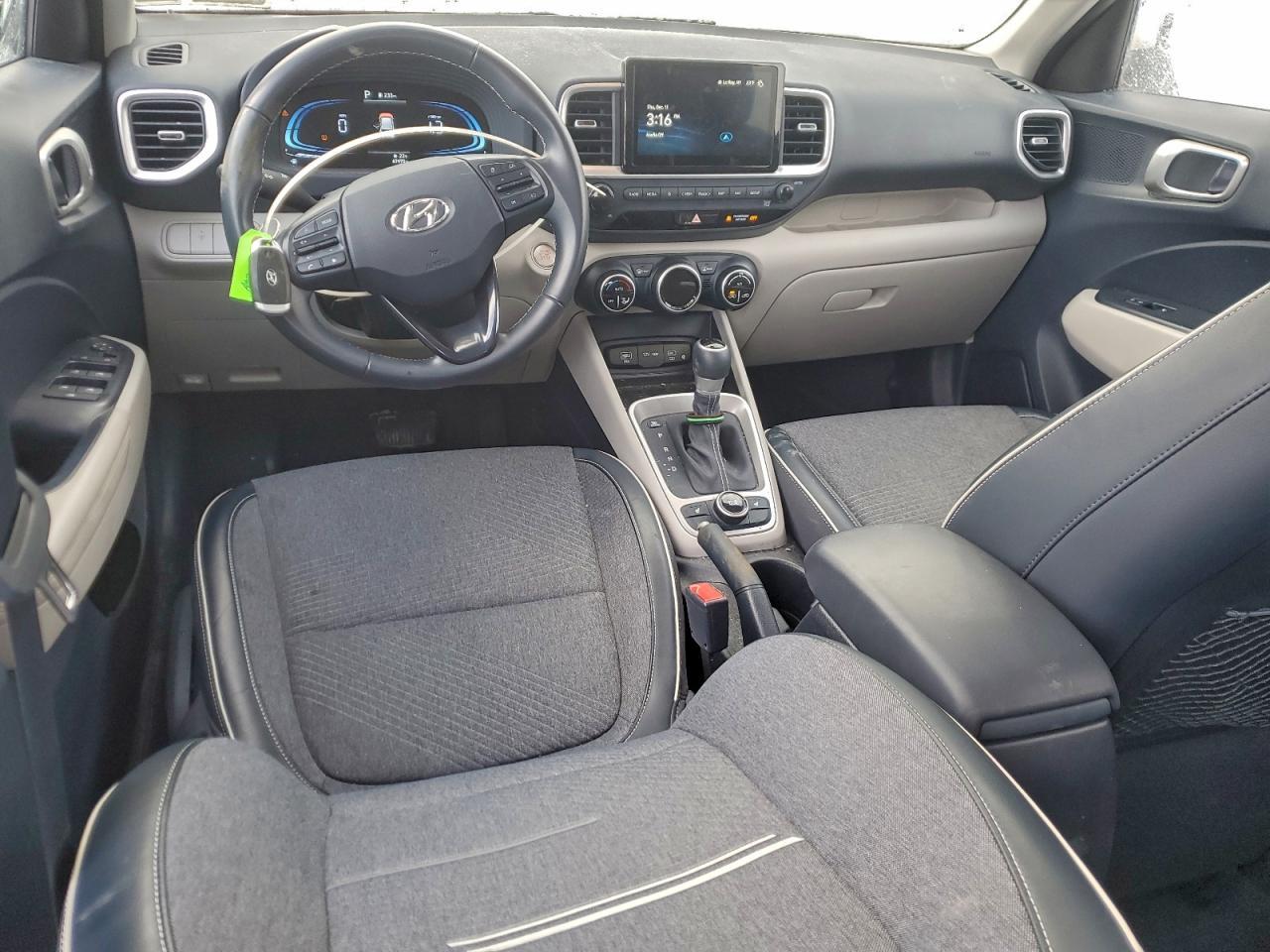 2023 Hyundai Venue Sel - zdjęcie 8