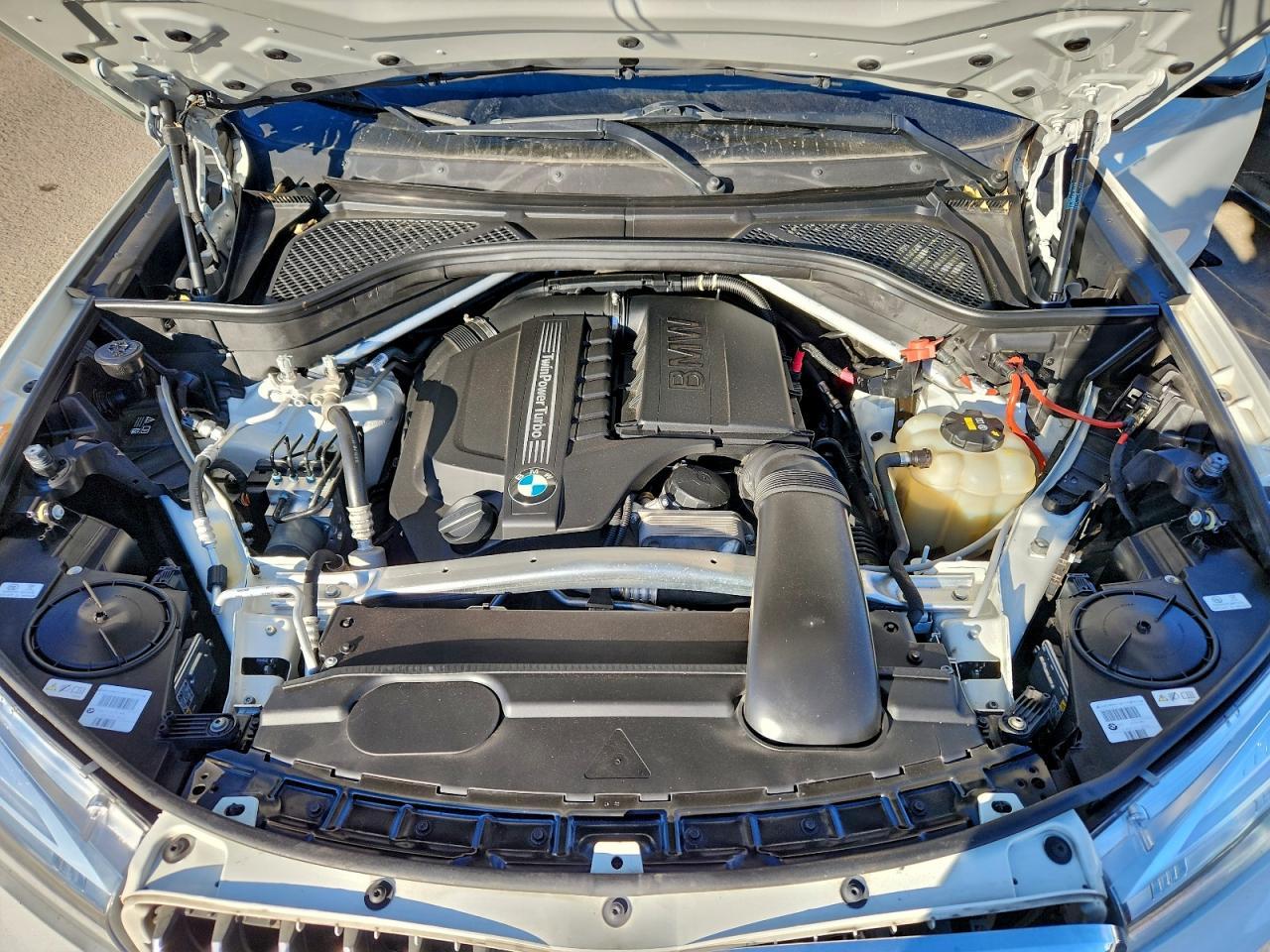 2017 BMW X5 xDrive35I - zdjęcie 11