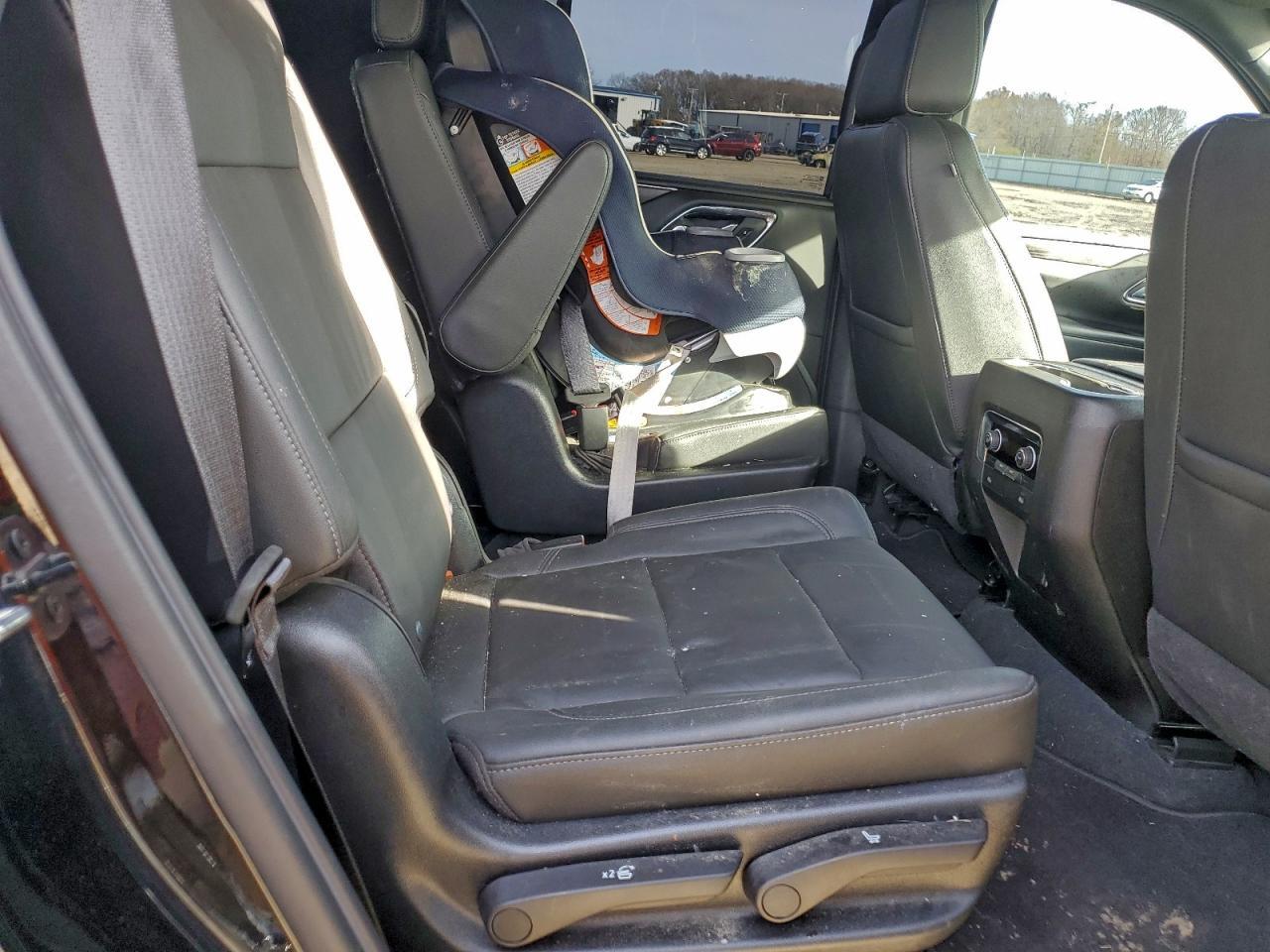 2021 Chevrolet Tahoe K1500 Lt - zdjęcie 11