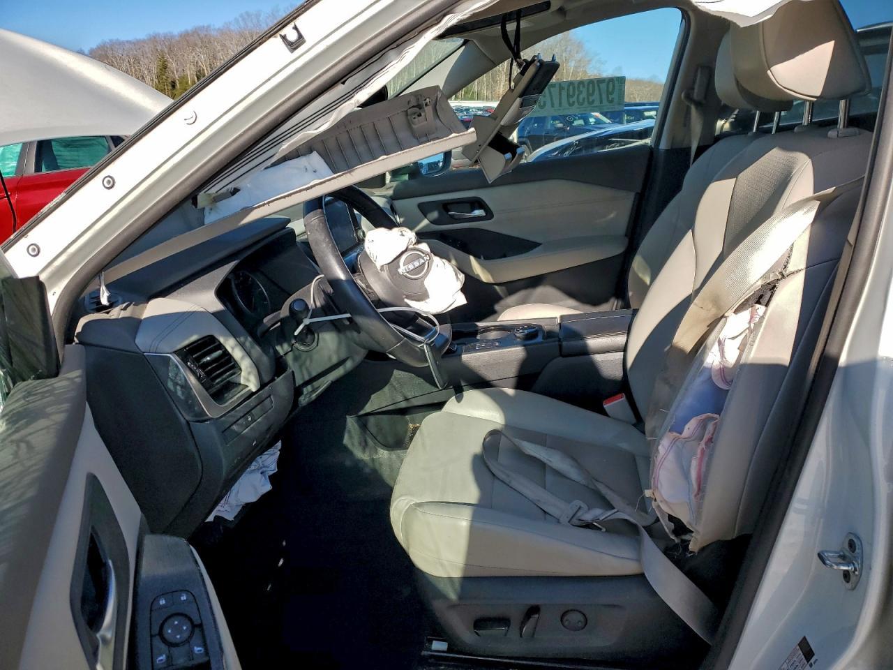 2023 Nissan Rogue Sv - zdjęcie 7