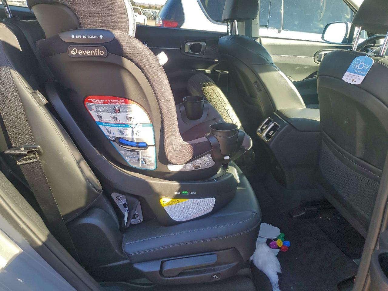 2025 Kia Sorento - zdjęcie 11