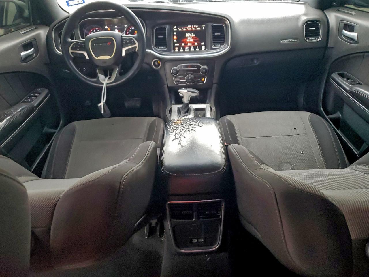 2015 Dodge Charger Sxt - zdjęcie 8