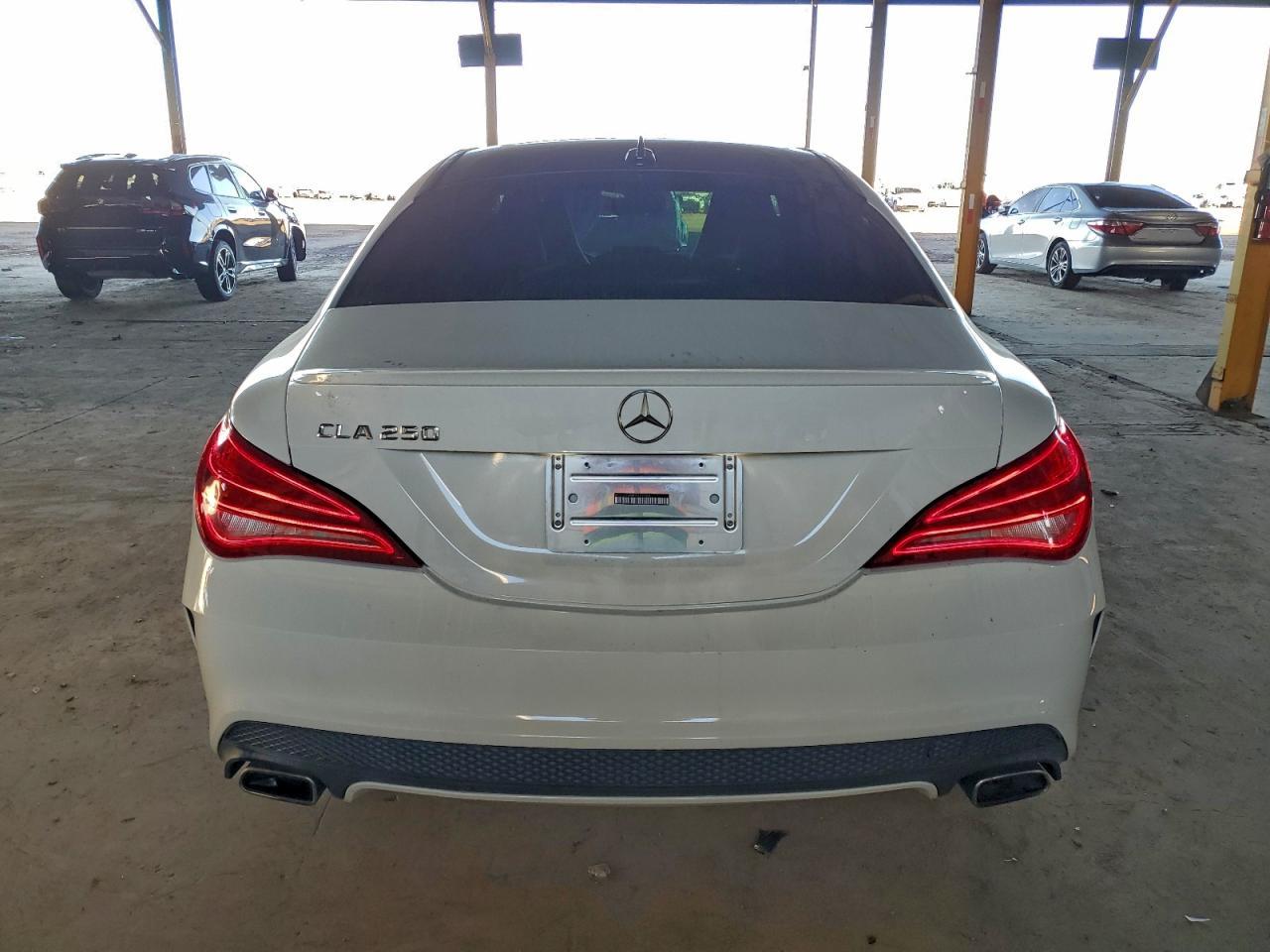 2015 Mercedes-Benz Cla 250 - zdjęcie 6