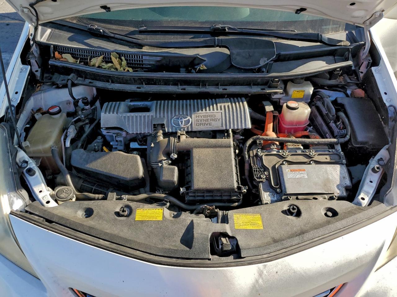 2014 Toyota Prius V - zdjęcie 11