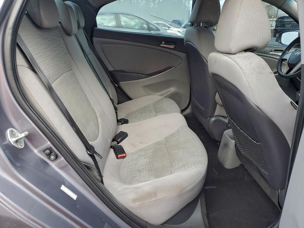 2016 Hyundai Accent Se - zdjęcie 10