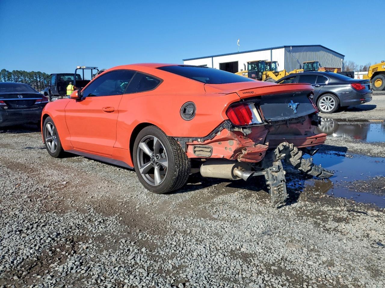 2016 Ford Mustang - zdjęcie 2