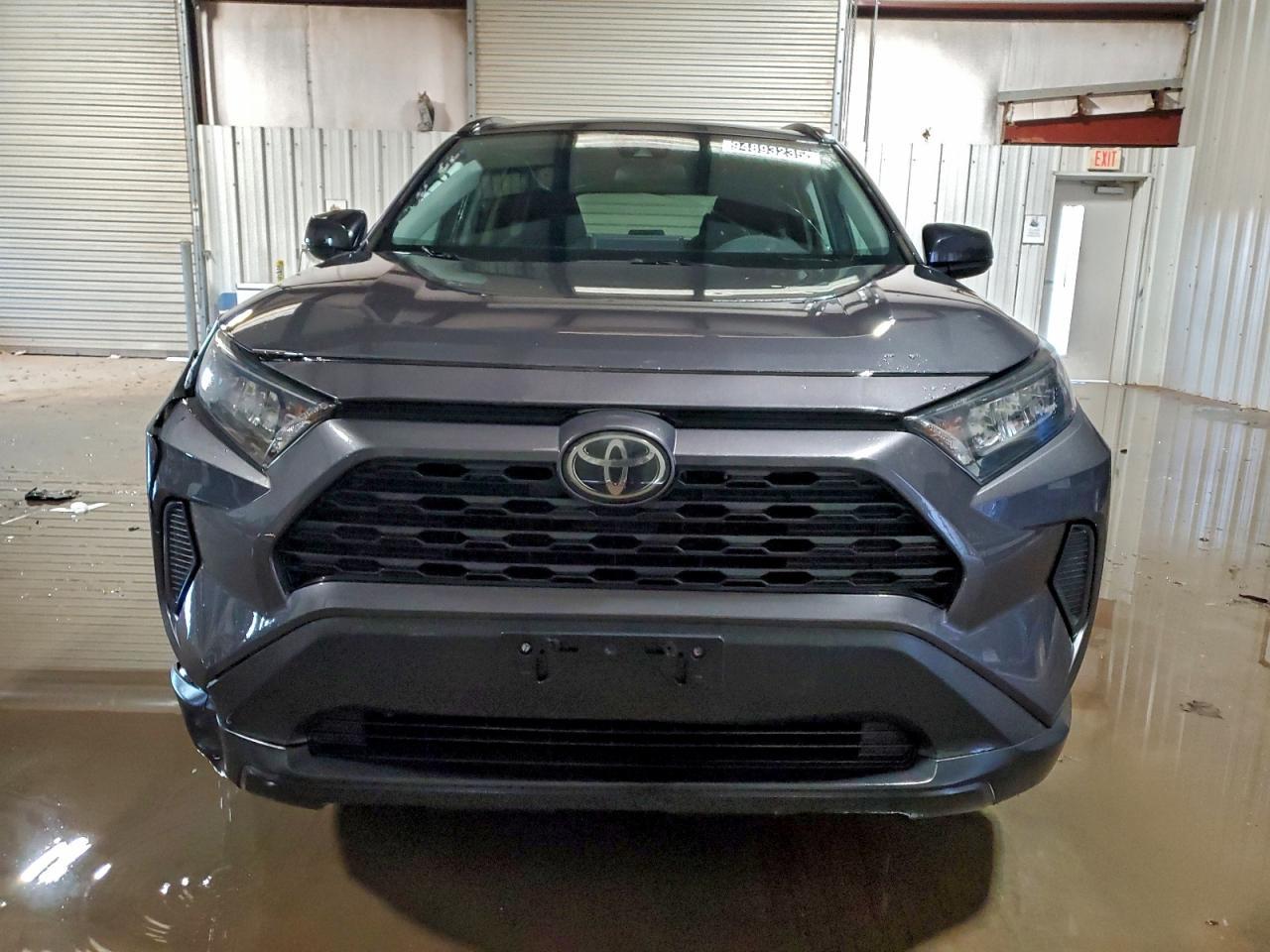2019 Toyota Rav4 Le - zdjęcie 5