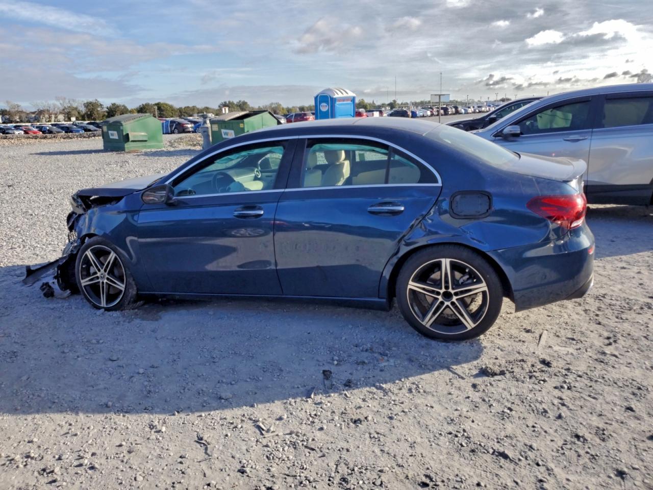 2020 Mercedes-Benz A 220 - zdjęcie 2