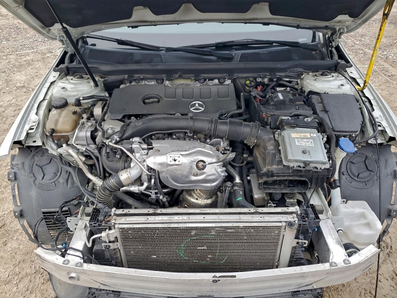 2020 Mercedes-Benz Cla 250 - zdjęcie 12