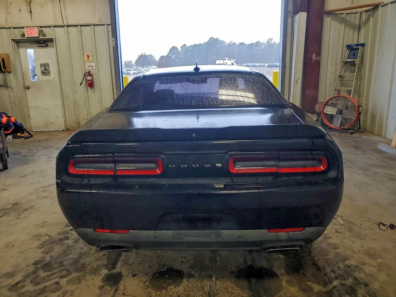 2016 Dodge Challenger R/T - zdjęcie 6