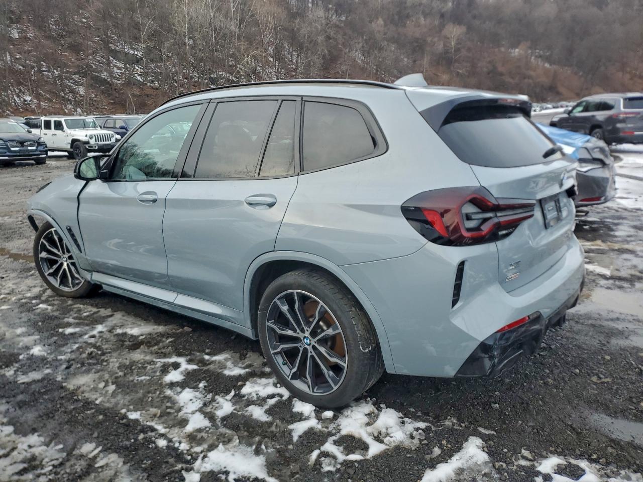 2022 BMW X3 M40I - zdjęcie 2