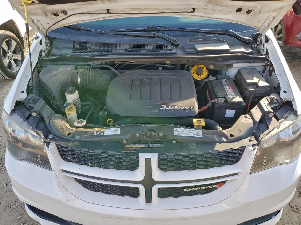 2017 Dodge Grand Caravan Gt - zdjęcie 12