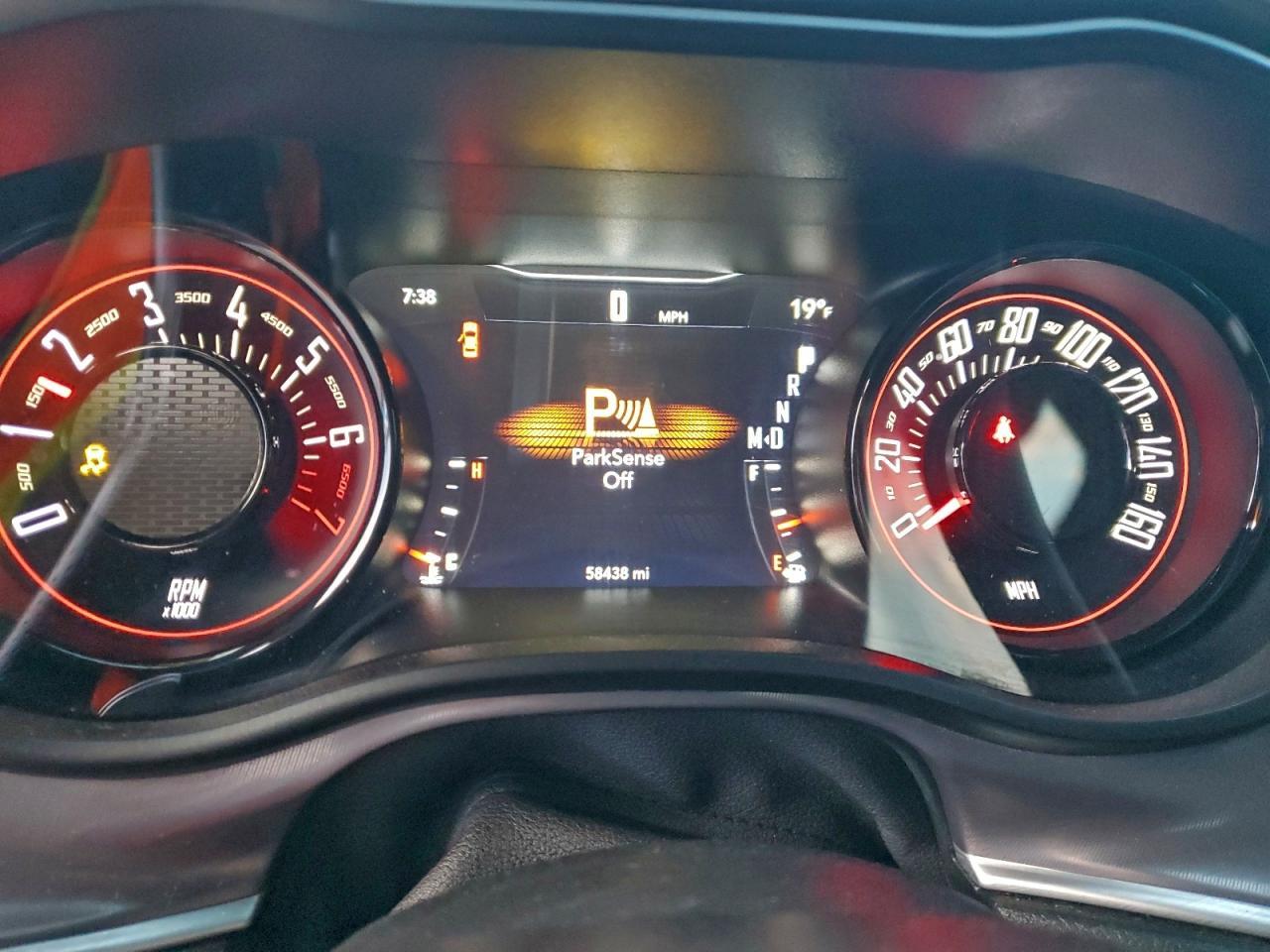 2022 Dodge Challenger Gt - zdjęcie 9