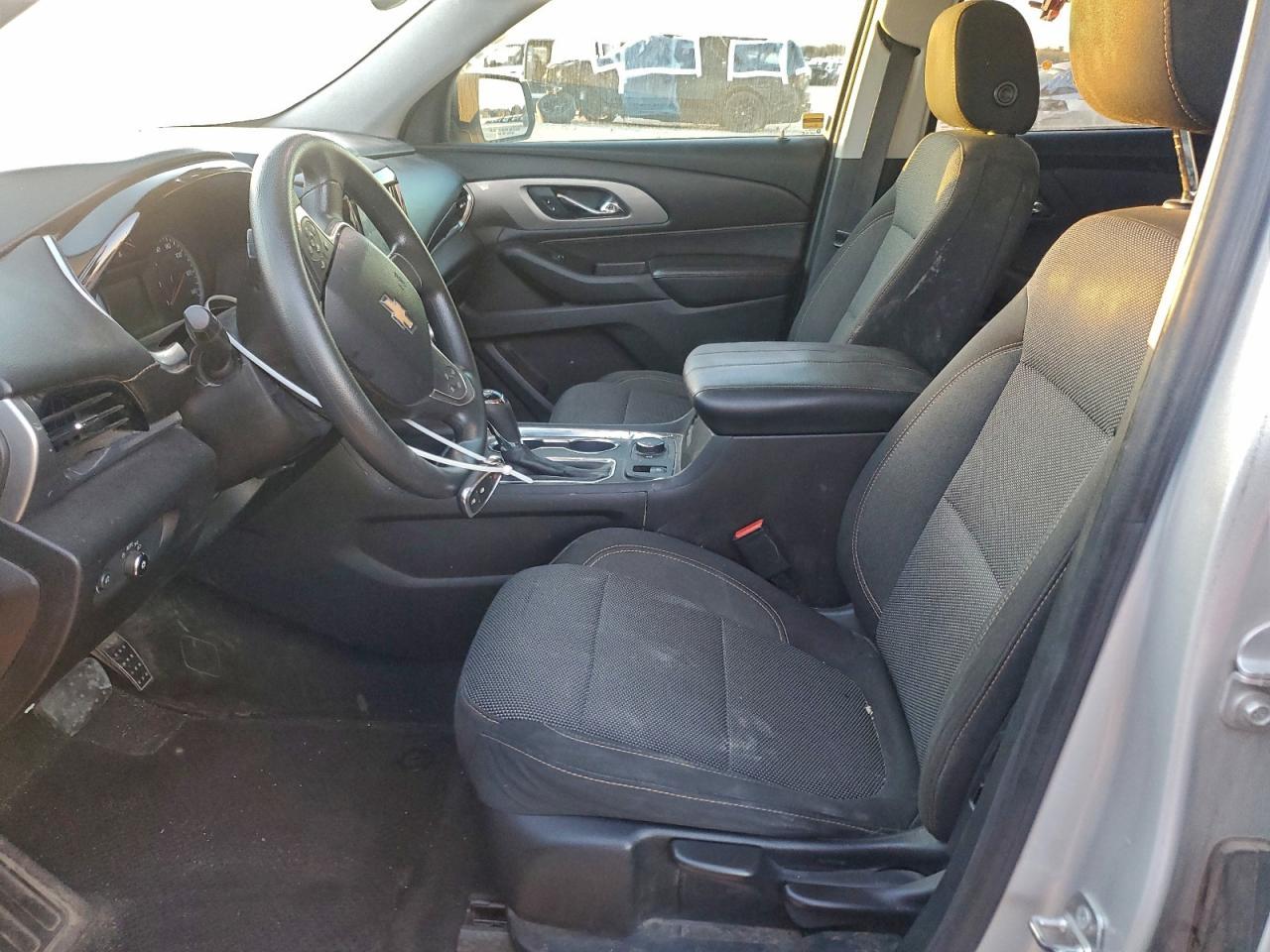 2018 Chevrolet Traverse Ls - zdjęcie 7