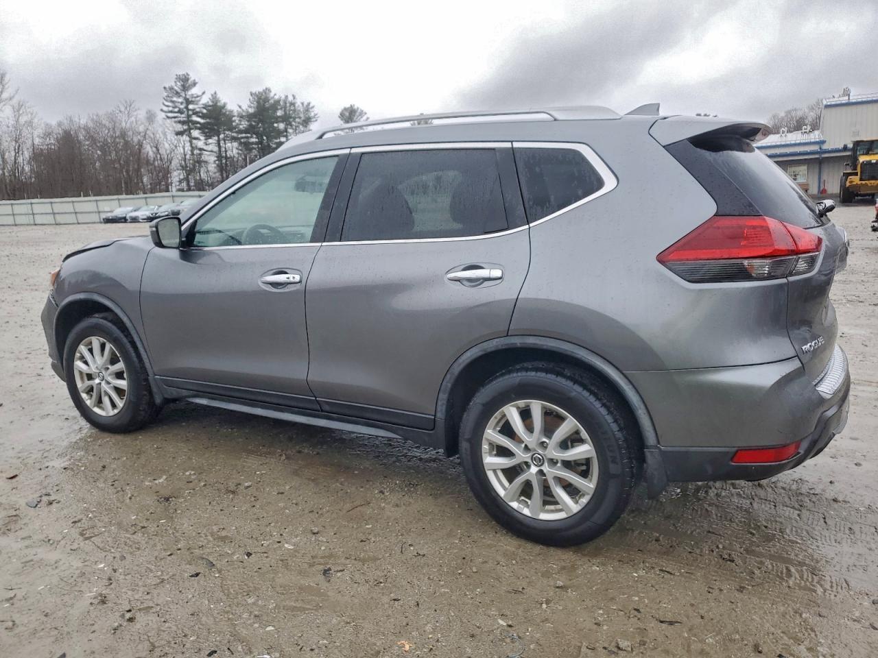 2018 Nissan Rogue Sv - zdjęcie 2