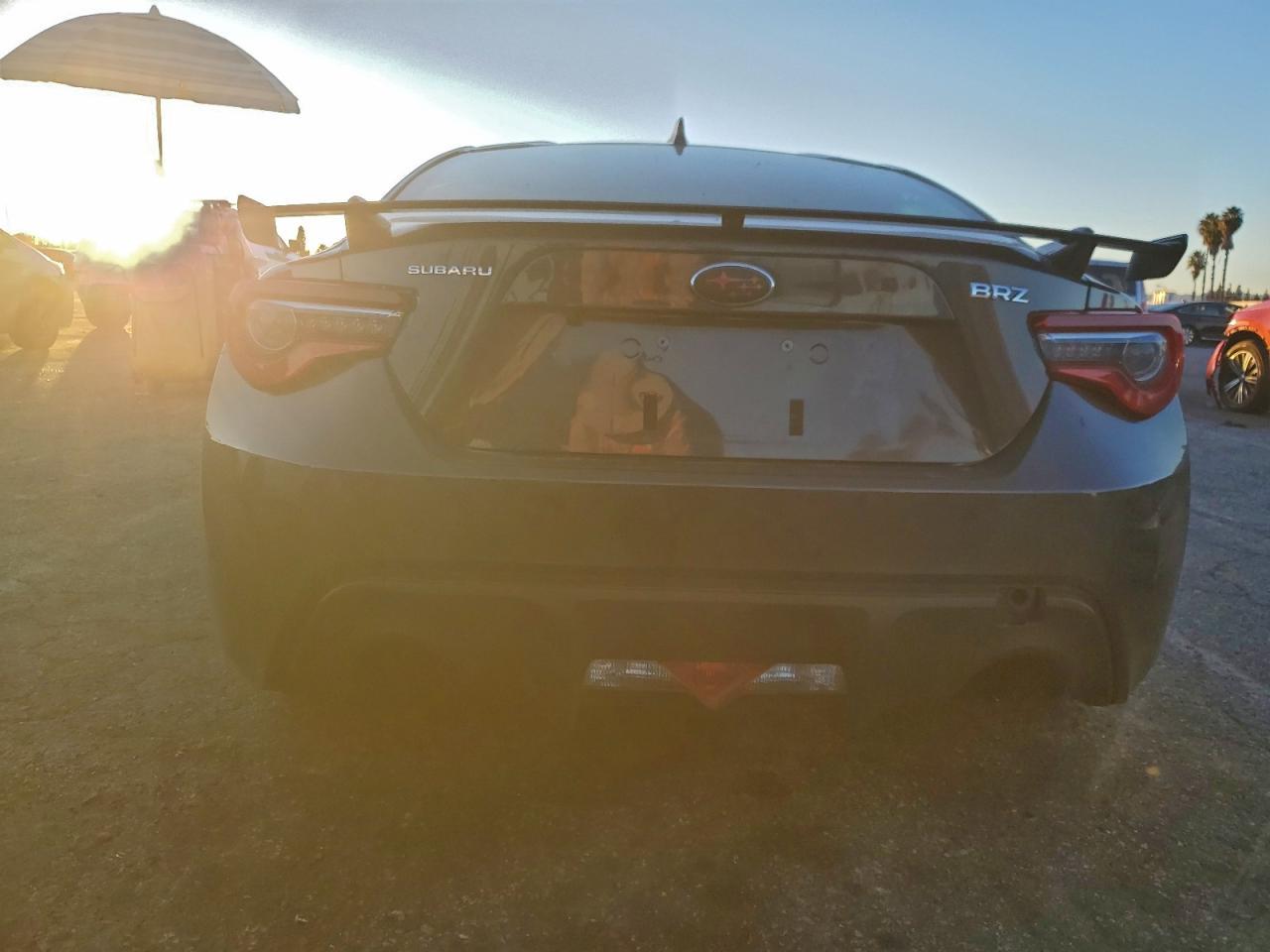 2017 Subaru Brz 2.0 Premium - zdjęcie 6