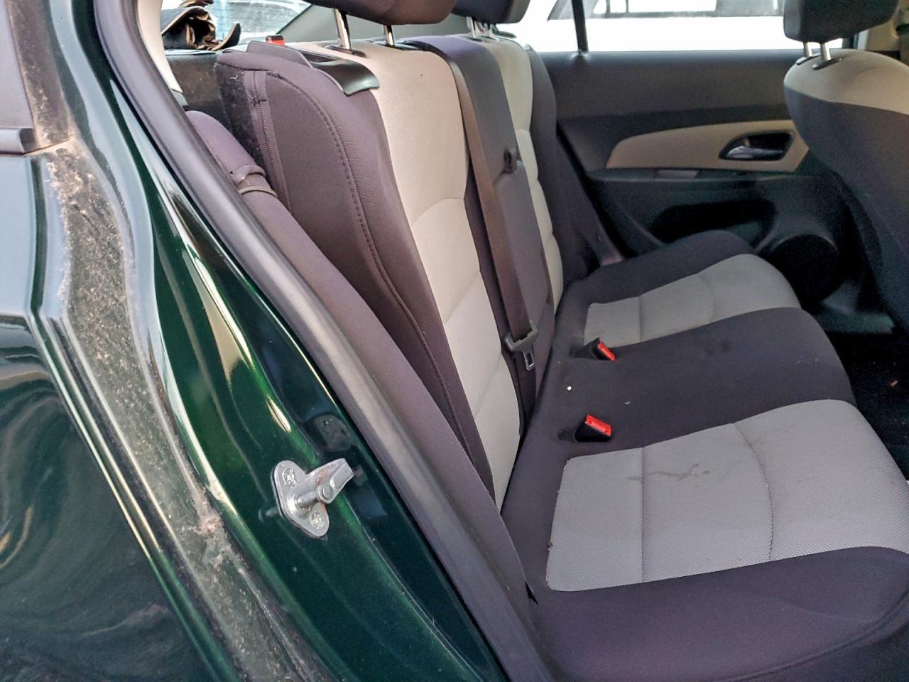 2014 Chevrolet Cruze - zdjęcie 10