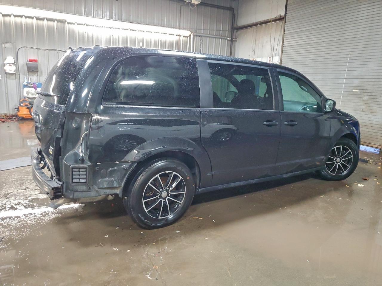 2019 Dodge Grand Caravan Gt - zdjęcie 3
