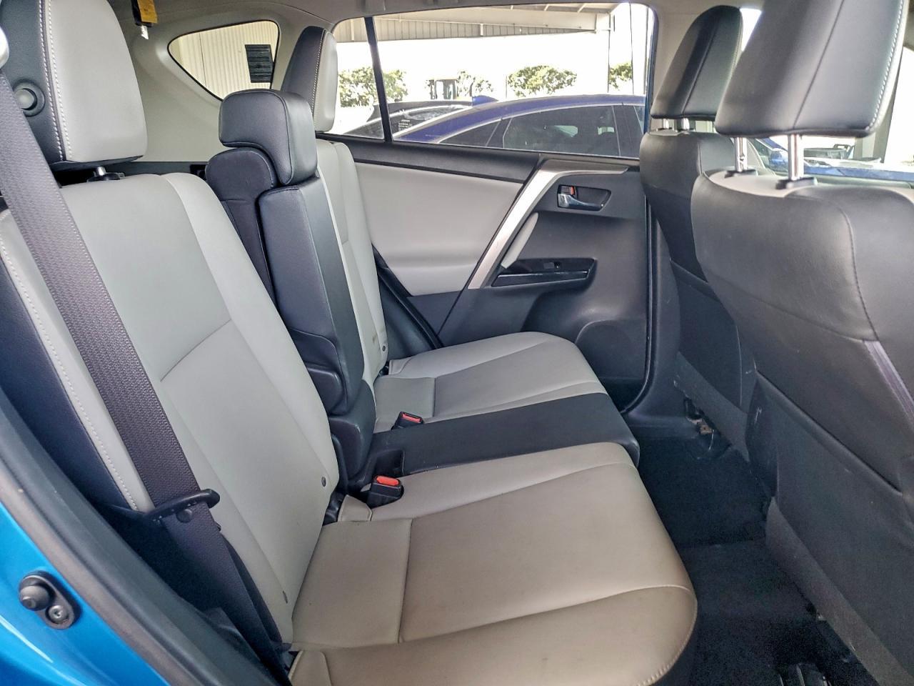 2016 Toyota Rav4 Limited - zdjęcie 11